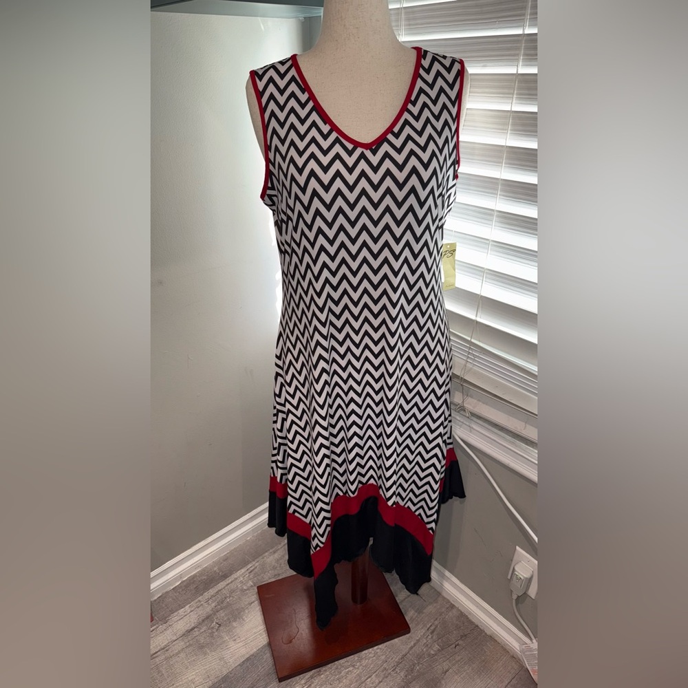 Perseption Concept Black and White Chevron‎ Dress with Red Trim